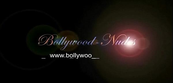  Bollywood Honey Captures Our Hearts